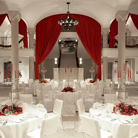 Hotel A-rosa 5*